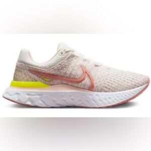 Nike react infinity 3 pink like new 9